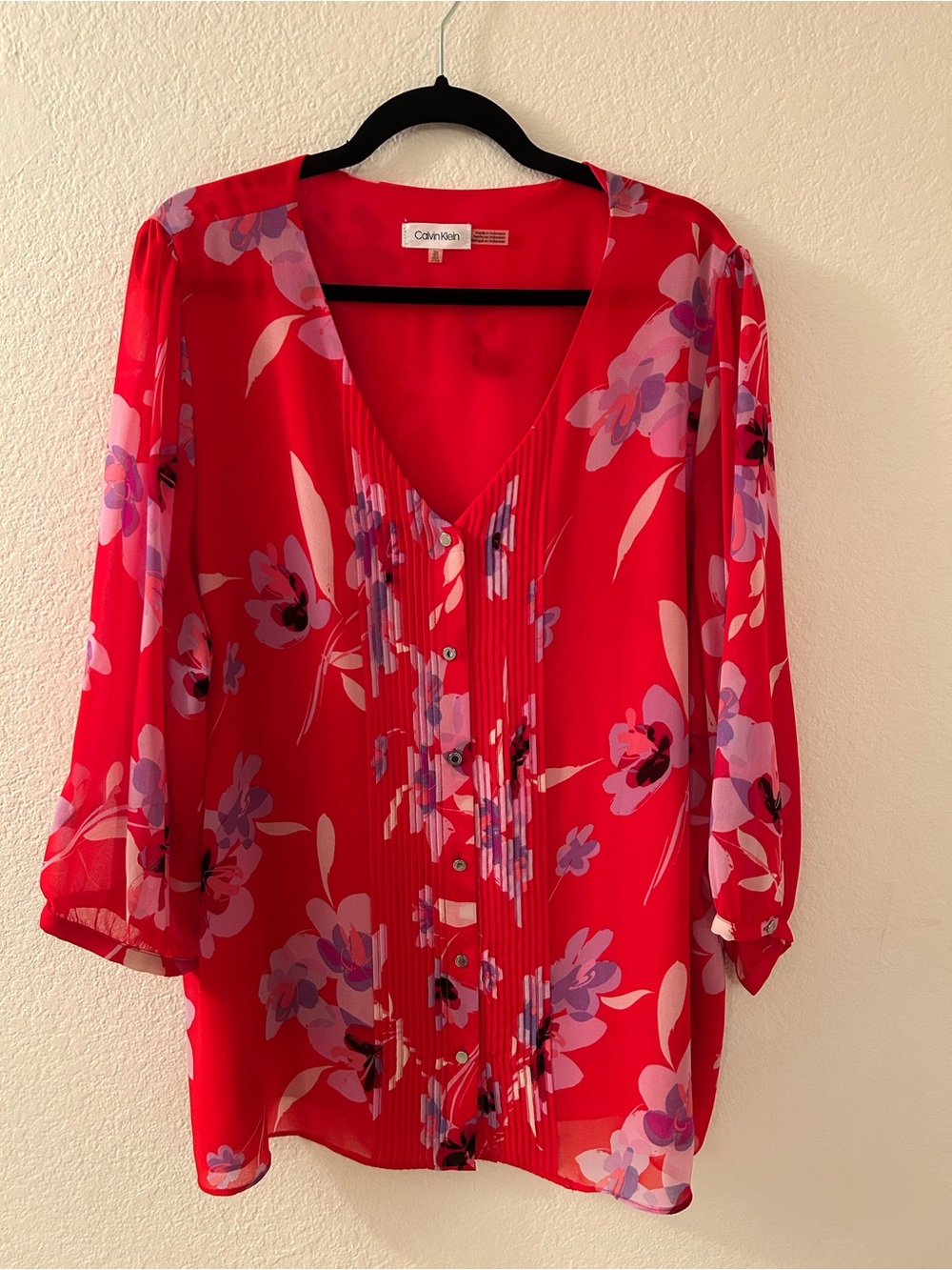 Calvin Klein Red Floral Pleated V-Neck Blouse